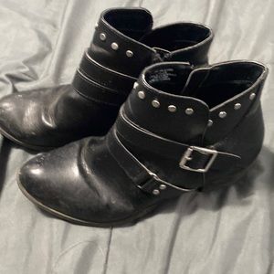 Ankle boots